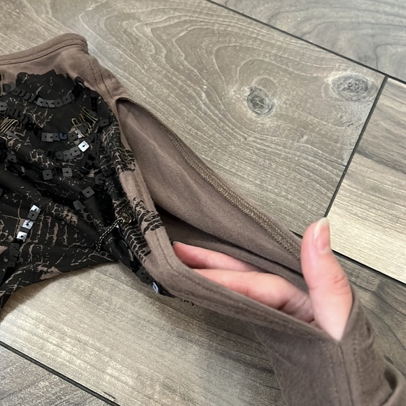 Dress - Picture 3 of 3